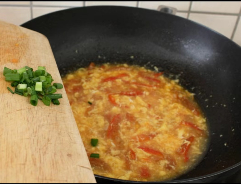 西红柿鸡蛋汤步骤6
