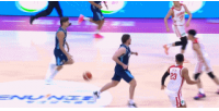 动作太大了！庞峥麟“挂脖”式防守 裁判看回放后升级为违体