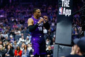 媒体人：威少几十年如一日“用力” 我们大多数人坚持不到这地步
