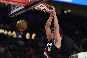 杨瀚森：今年夏天首先在提升投篮 然后更加去适应NBA的节奏