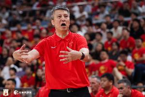 苏群：由于1、5号位变动过于频繁 使郭士强的队伍成绩起伏非常大