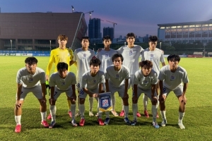 中青赛男子U20组第二阶段第十轮：上海申花客场1-0深圳新鹏城